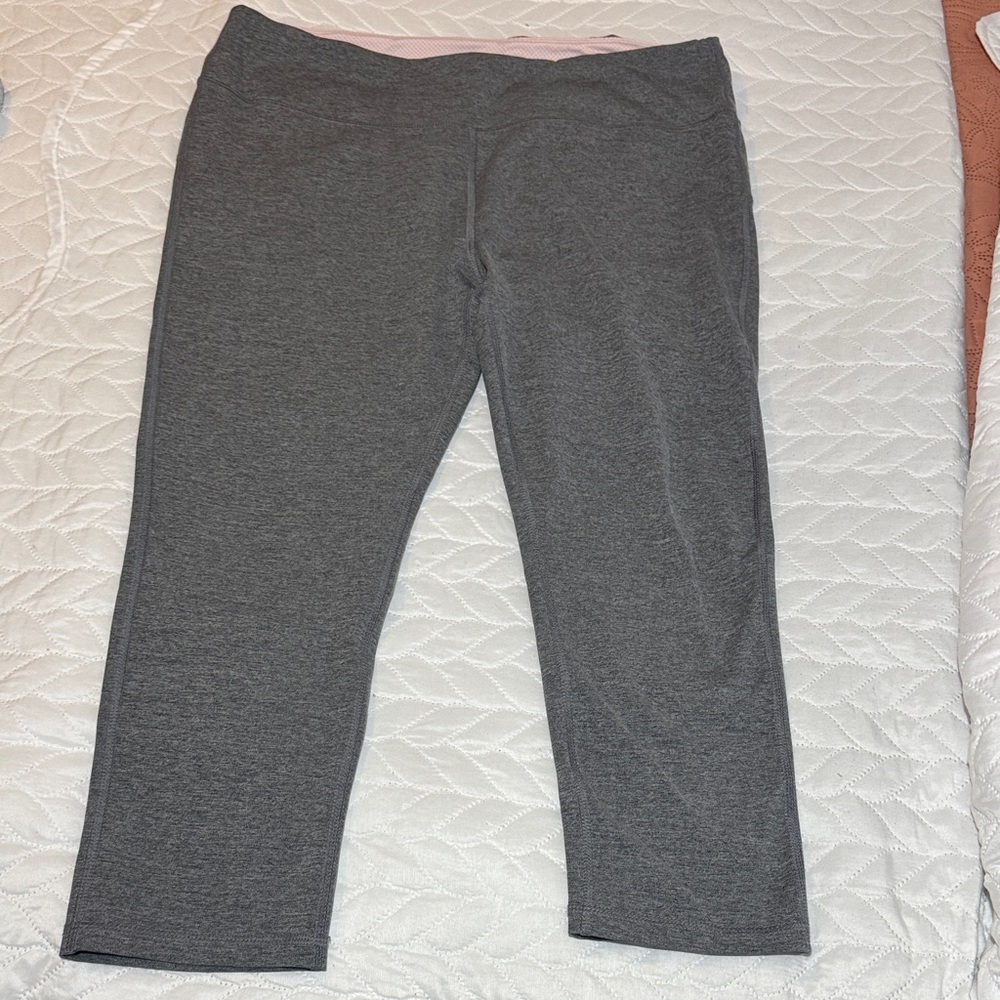 Marika Gray cropped leggings